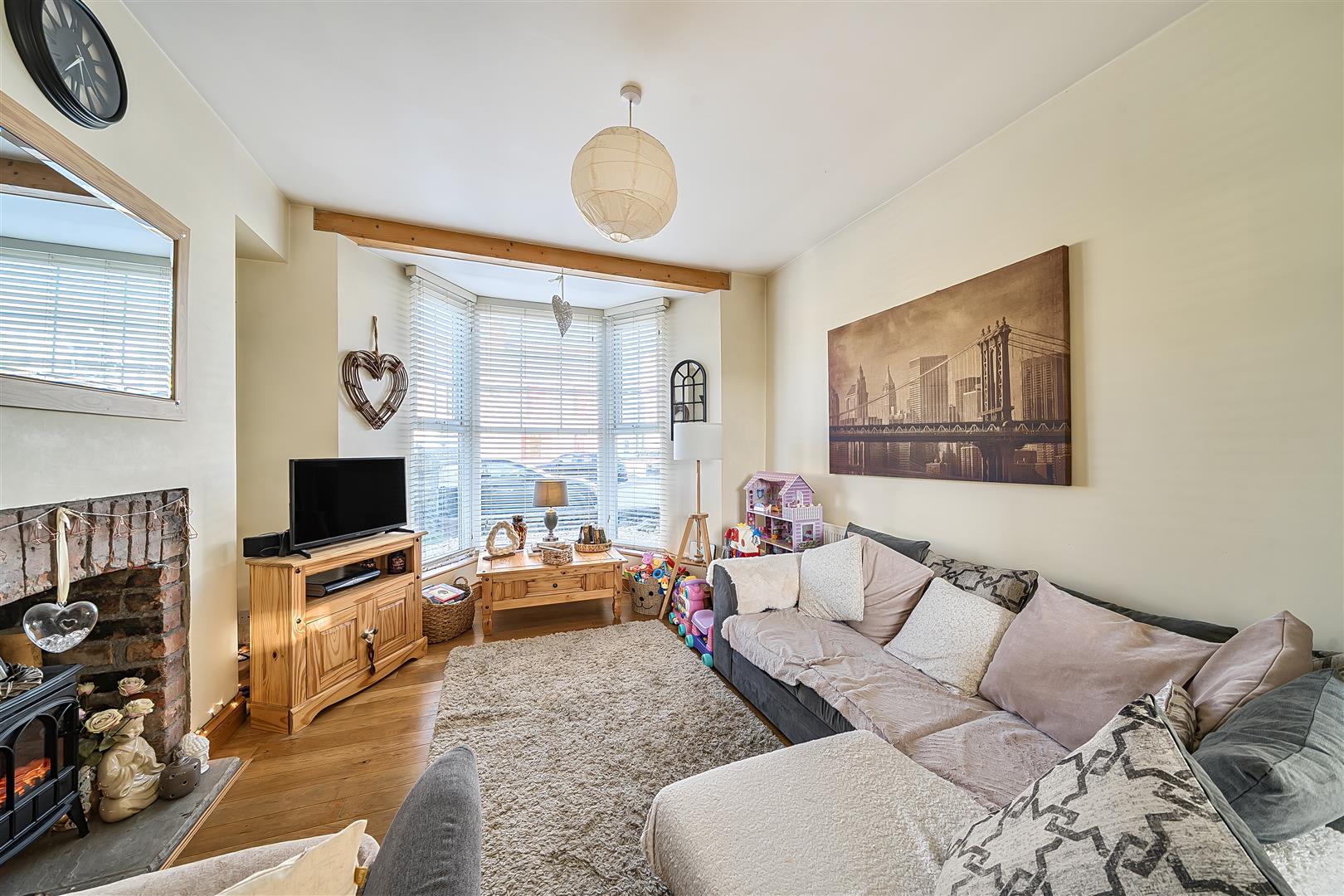 Middle Road, Gendros, Swansea, SA5 8EJ